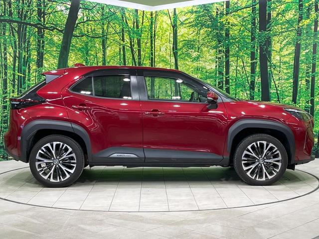 ヤリスクロス ハイブリッドZ 禁煙車 8型ナビ 全周囲カメラ フルセグ レーダークルーズ ブラインドスポットモニター 車線逸脱装置 ハーフレザーシート シートヒータ ステアリングヒーター LEDヘッド&フォグ ETC(60枚目)