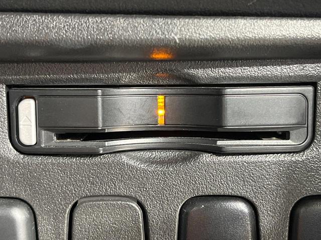 デリカD:5 G パワーパッケージ 禁煙車 後席モニター 純正ナビ フルセグ バックカメラ 両側電動ドア AC100V電源 クルーズコントロール HIDヘッド プライバシーガラス 横滑り防止装置 Bluetooth接続 ETC(7枚目)