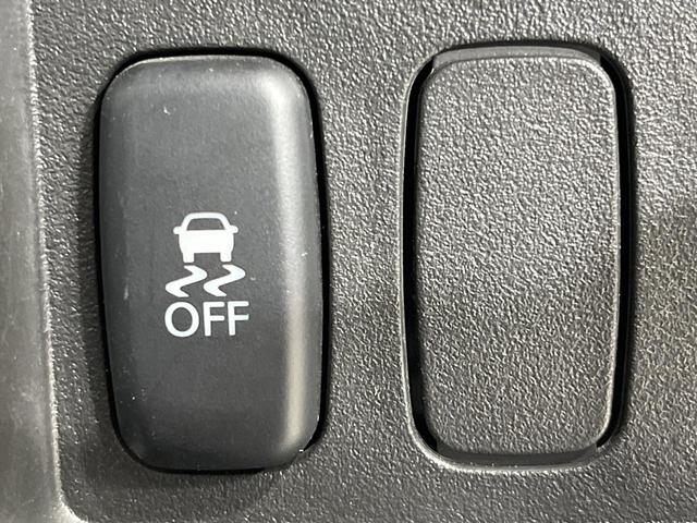 デリカD:5 G パワーパッケージ 禁煙車 後席モニター 純正ナビ フルセグ バックカメラ 両側電動ドア AC100V電源 クルーズコントロール HIDヘッド プライバシーガラス 横滑り防止装置 Bluetooth接続 ETC(38枚目)