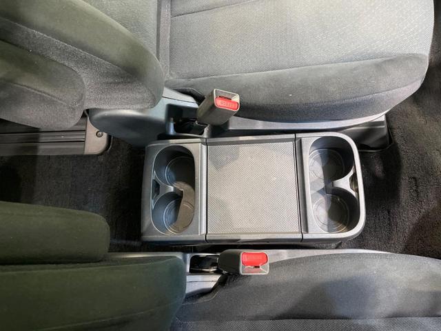 デリカD:5 G パワーパッケージ 禁煙車 後席モニター 純正ナビ フルセグ バックカメラ 両側電動ドア AC100V電源 クルーズコントロール HIDヘッド プライバシーガラス 横滑り防止装置 Bluetooth接続 ETC(41枚目)