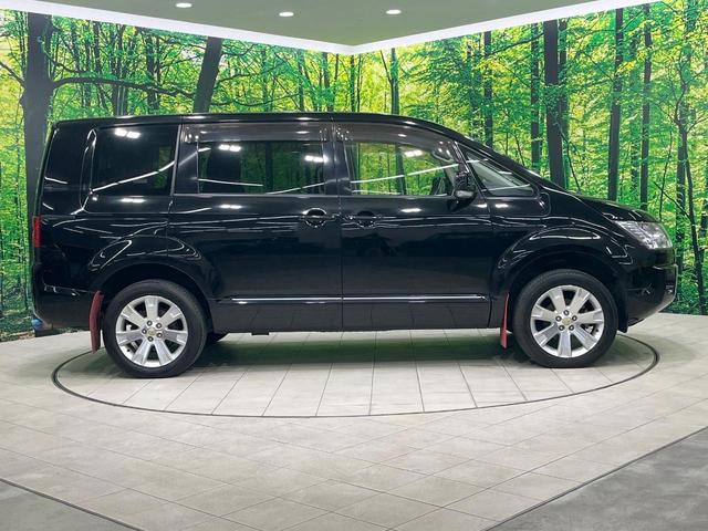 デリカD:5 G パワーパッケージ 禁煙車 後席モニター 純正ナビ フルセグ バックカメラ 両側電動ドア AC100V電源 クルーズコントロール HIDヘッド プライバシーガラス 横滑り防止装置 Bluetooth接続 ETC(60枚目)