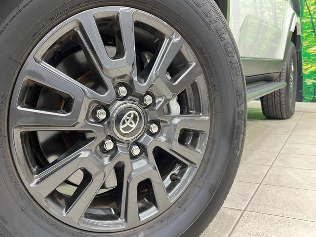 ランドクルーザー250 VX 禁煙車 サンルーフ 純正12.3ナビ 全周囲カメラ JBLサウンド 100V電源 衝突被害軽減 レーダークルーズ 電動リアゲート レザーシート 前席シートエアコン 純正18インチアルミ(16枚目)