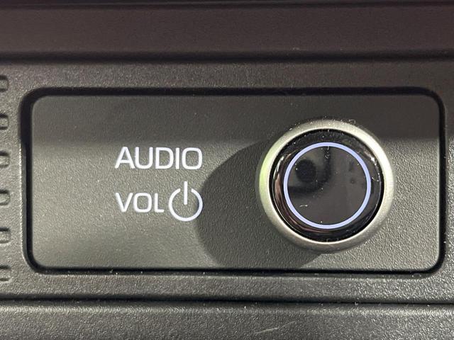 ランドクルーザー250 VX 禁煙車 サンルーフ 純正12.3ナビ 全周囲カメラ JBLサウンド 100V電源 衝突被害軽減 レーダークルーズ 電動リアゲート レザーシート 前席シートエアコン 純正18インチアルミ(62枚目)