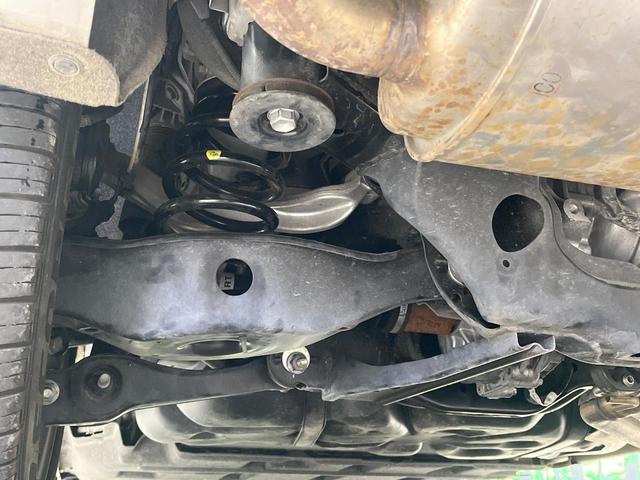 アウトランダーPHEV P 禁煙車 純正9型ナビ 全周囲カメラ 7人乗 衝突被害軽減 電動リアゲート コーナーセンサー シートヒーター スマートキー LEDヘッド ETC2.0 純正20インチアルミ(22枚目)