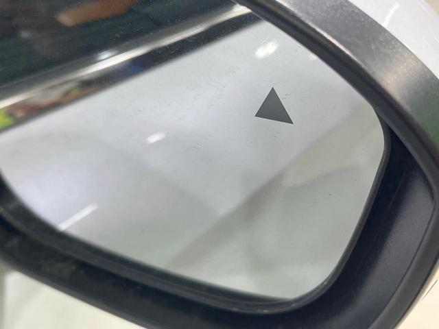 アウトランダーPHEV P 禁煙車 純正9型ナビ 全周囲カメラ 7人乗 衝突被害軽減 電動リアゲート コーナーセンサー シートヒーター スマートキー LEDヘッド ETC2.0 純正20インチアルミ(30枚目)