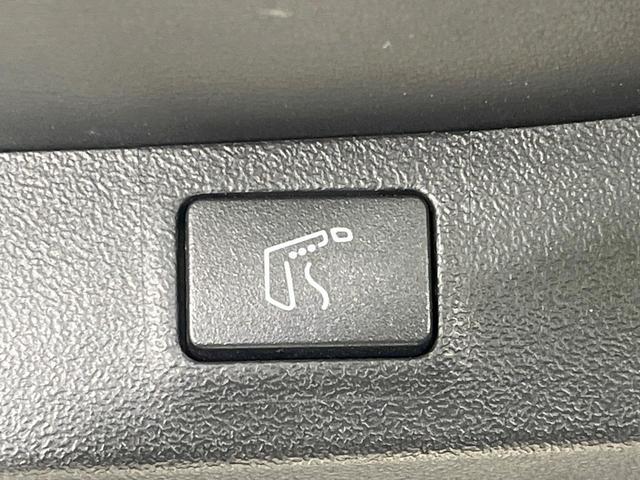 アウトランダーPHEV P 禁煙車 純正9型ナビ 全周囲カメラ 7人乗 衝突被害軽減 電動リアゲート コーナーセンサー シートヒーター スマートキー LEDヘッド ETC2.0 純正20インチアルミ(41枚目)