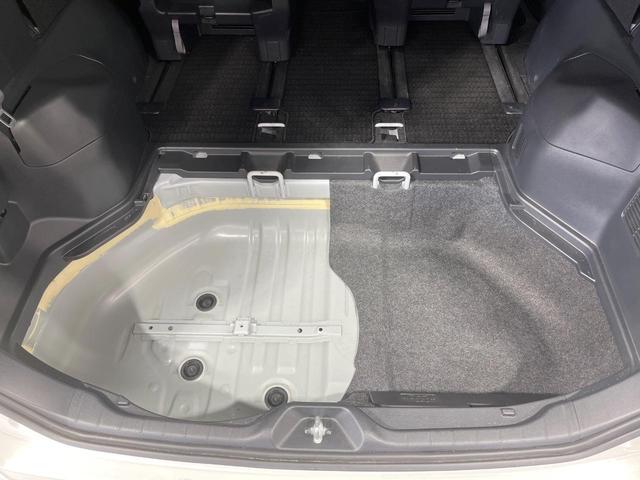 ノア ハイブリッドＳ－Ｚ　禁煙車　モデリスタエアロ　後席モニター　メーカー１０型ナビ　全周囲カメラ　快適利便パック　ブラインドスポットモニター　ユニバーサルサイドステップ　ブラインドスポットモニター　１００Ｖ電源　ＥＴＣ（34枚目）