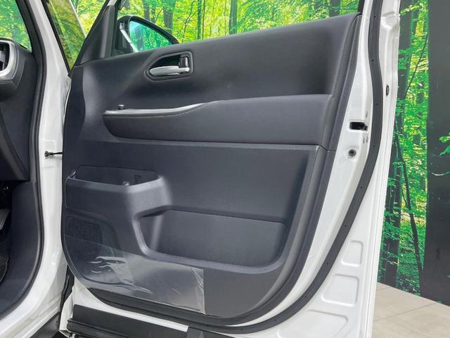 ノア ハイブリッドＳ－Ｚ　禁煙車　モデリスタエアロ　後席モニター　メーカー１０型ナビ　全周囲カメラ　快適利便パック　ブラインドスポットモニター　ユニバーサルサイドステップ　ブラインドスポットモニター　１００Ｖ電源　ＥＴＣ（45枚目）