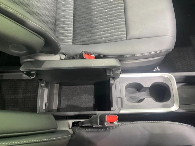 ノア ハイブリッドＳ－Ｚ　禁煙車　モデリスタエアロ　後席モニター　メーカー１０型ナビ　全周囲カメラ　快適利便パック　ブラインドスポットモニター　ユニバーサルサイドステップ　ブラインドスポットモニター　１００Ｖ電源　ＥＴＣ（51枚目）