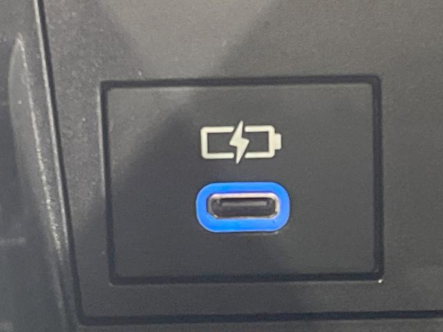 ノア ハイブリッドＳ－Ｚ　禁煙車　モデリスタエアロ　後席モニター　メーカー１０型ナビ　全周囲カメラ　快適利便パック　ブラインドスポットモニター　ユニバーサルサイドステップ　ブラインドスポットモニター　１００Ｖ電源　ＥＴＣ（55枚目）