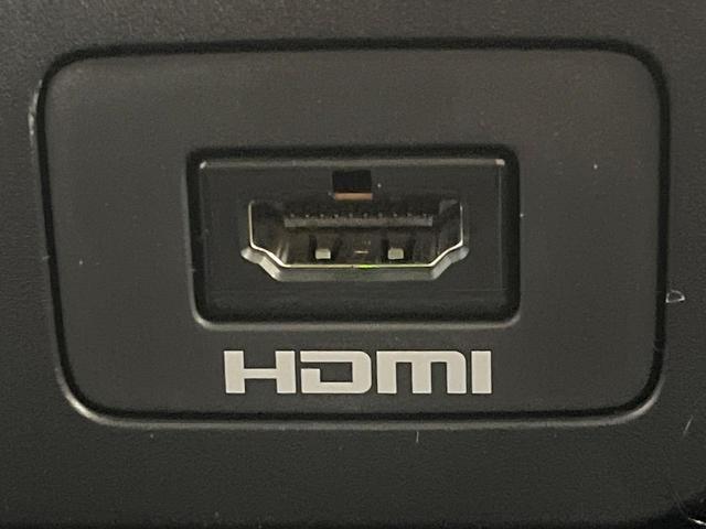 ヴェルファイアハイブリッド Ｚ　プレミア　登録済未使用車　サンルーフ　両側電動ドア　純正ＳＤナビ　全周囲カメラ　衝突被害軽減システム　電動リアゲート　レザーシート　前席シートエアコン　リアシートエアコン　コーナーセンサー　スマートキー（56枚目）