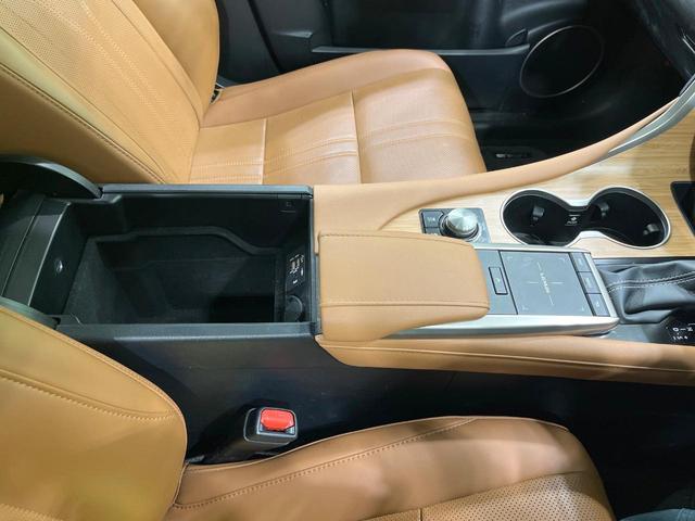 RX RX450hL 禁煙車 サンルーフ 12型ナビ フルセグ 全周囲カメラ ブラインドスポットモニター 4WD 電動リアゲート シートベンチレーション ステアリングヒーター ヘッドアップディスプレイ 100V電源 ETC(65枚目)