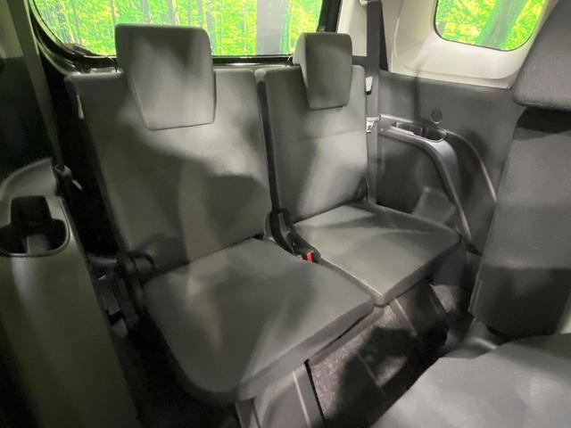 シエンタ ハイブリッドX 登録済未使用車 両側スライドドア レーダークルーズ 衝突被害軽減システム コーナーセンサー スマートキー LEDヘッド オートハイビーム 車線逸脱警報 オートライト オートエアコン 横滑り防止(10枚目)