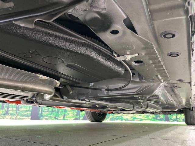 シエンタ ハイブリッドX 登録済未使用車 両側スライドドア レーダークルーズ 衝突被害軽減システム コーナーセンサー スマートキー LEDヘッド オートハイビーム 車線逸脱警報 オートライト オートエアコン 横滑り防止(24枚目)