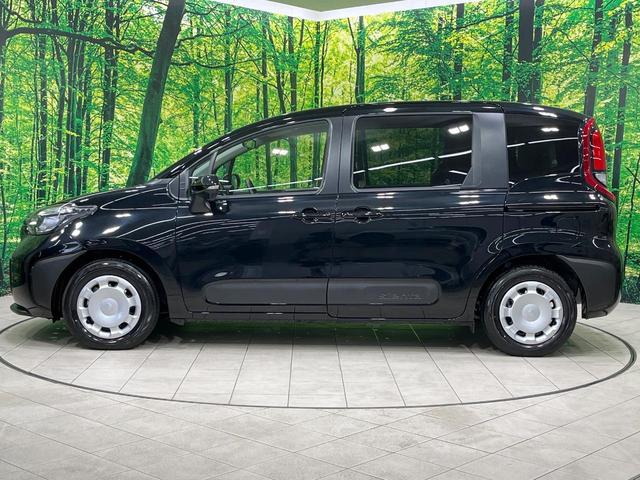 シエンタ ハイブリッドX 登録済未使用車 両側スライドドア レーダークルーズ 衝突被害軽減システム コーナーセンサー スマートキー LEDヘッド オートハイビーム 車線逸脱警報 オートライト オートエアコン 横滑り防止(26枚目)