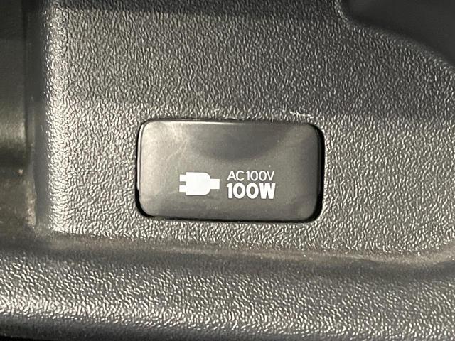 ハイエースバン スーパーGL ダークプライムII 禁煙車 純正ナビ バックカメラ フルセグTV 両側電動ドア セーフティセンス 100V電源 コーナーセンサー スマートキー LEDヘッド ETC2.0 Bluetooth CD/DVD再生(6枚目)