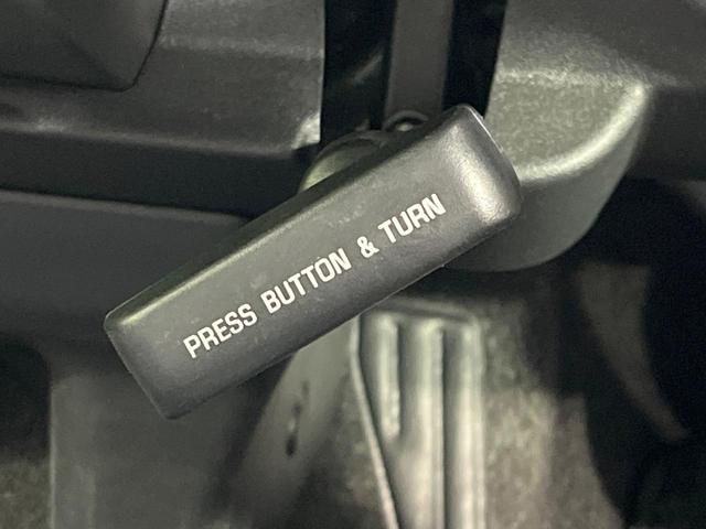 ハイエースバン スーパーGL ダークプライムII 禁煙車 純正ナビ バックカメラ フルセグTV 両側電動ドア セーフティセンス 100V電源 コーナーセンサー スマートキー LEDヘッド ETC2.0 Bluetooth CD/DVD再生(40枚目)