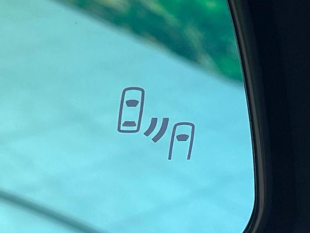 ヴェルファイアハイブリッド Z プレミア 禁煙車 左右独立ムーンルーフ フリップダウンモニター メーカー14型ナビ 全周囲カメラ チームメイト ブラインドスポットモニター デジタルインナーミラー 100V電源 パワーバックドア ETC(7枚目)