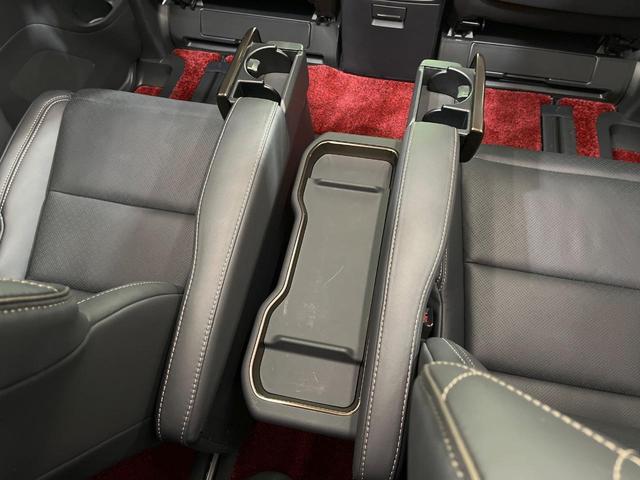 ヴェルファイアハイブリッド Z プレミア 禁煙車 左右独立ムーンルーフ フリップダウンモニター メーカー14型ナビ 全周囲カメラ チームメイト ブラインドスポットモニター デジタルインナーミラー 100V電源 パワーバックドア ETC(44枚目)