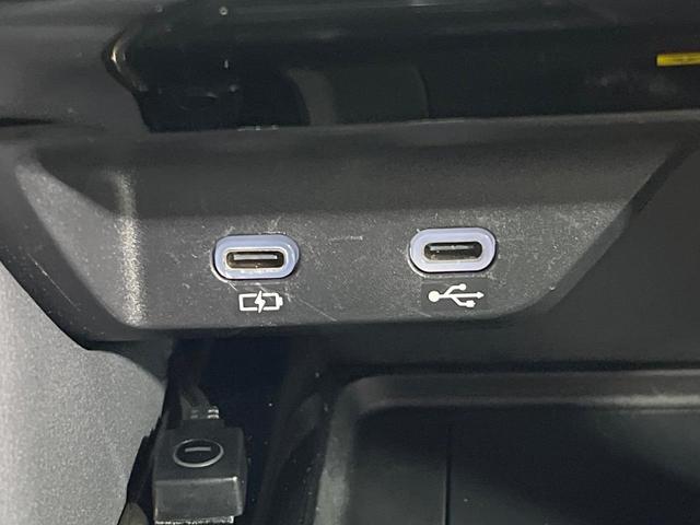 ヴェルファイアハイブリッド Z プレミア 禁煙車 左右独立ムーンルーフ フリップダウンモニター メーカー14型ナビ 全周囲カメラ チームメイト ブラインドスポットモニター デジタルインナーミラー 100V電源 パワーバックドア ETC(64枚目)