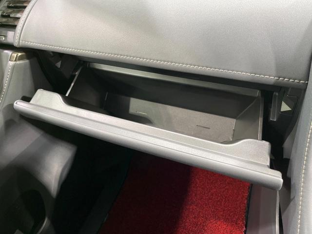 ヴェルファイアハイブリッド Z プレミア 禁煙車 左右独立ムーンルーフ フリップダウンモニター メーカー14型ナビ 全周囲カメラ チームメイト ブラインドスポットモニター デジタルインナーミラー 100V電源 パワーバックドア ETC(69枚目)