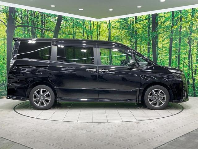 ヴォクシー ZS 煌III 禁煙車 後席モニター 10型ナビ フルセグ バックカメラ 両側電動ドア クルコン ETC 衝突被害軽減 ハーフレザーシート コーナーセンサー スマートキー LEDヘッド ビルトインETC(29枚目)
