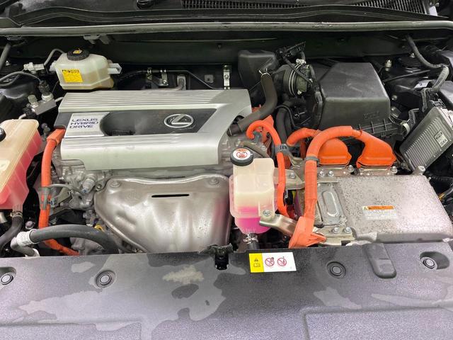 ＮＸ ＮＸ３００ｈ　Ｆスポーツ　禁煙車　サンルーフ　１０型ナビ　全周囲カメラ　ブラインドスポットモニター　電動リアゲート　シートベンチレーション　ステアリングヒーター　衝突軽減　レーダークルーズ　ＡＣ１００Ｖ電源　ＥＴＣ（18枚目）