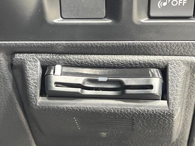 インプレッサスポーツハイブリッド ハイブリッド２．０ｉ－Ｓアイサイト　禁煙車　純正ナビ　バックカメラ　アイサイト　レーダークルーズ　ブラックレザーセレクション　レーンアシスト　シートヒーター　デジタルインナーミラー　純正１７インチＡＷ　フルセグ　Ｂｌｕｅｔｏｏｔｈ（7枚目）