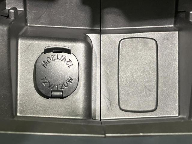 インプレッサスポーツハイブリッド ハイブリッド２．０ｉ－Ｓアイサイト　禁煙車　純正ナビ　バックカメラ　アイサイト　レーダークルーズ　ブラックレザーセレクション　レーンアシスト　シートヒーター　デジタルインナーミラー　純正１７インチＡＷ　フルセグ　Ｂｌｕｅｔｏｏｔｈ（47枚目）