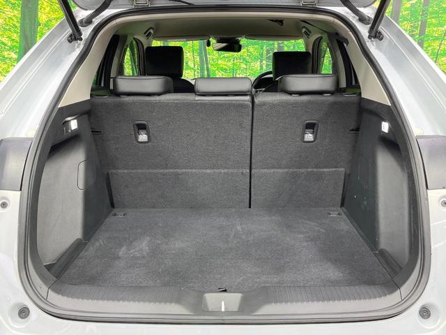ヴェゼル ｅ：ＨＥＶ　Ｚ　禁煙車　９型ナビ　バックカメラ　ブラインドスポットモニター　電動リアゲート　アダプティブクルーズコントロール　ダウンヒルアシスト　ホンダセンシング　シートヒーター　クリアランスソナー　ＥＴＣ（11枚目）