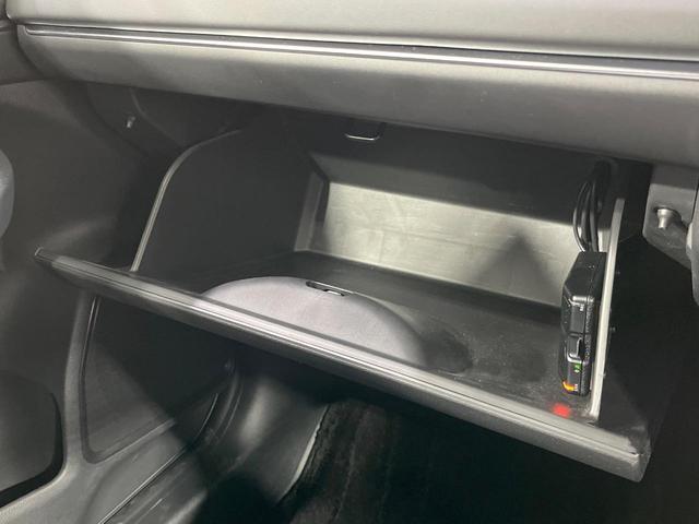 ヴェゼル ｅ：ＨＥＶ　Ｚ　禁煙車　９型ナビ　バックカメラ　ブラインドスポットモニター　電動リアゲート　アダプティブクルーズコントロール　ダウンヒルアシスト　ホンダセンシング　シートヒーター　クリアランスソナー　ＥＴＣ（41枚目）