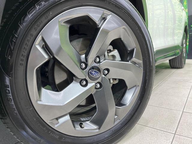 フォレスター ＳＴＩスポーツ　禁煙車　視界拡張　純正８型ナビ　フロント・サイド・バックカメラ　フルセグ　電動リアゲート　デジタルインナーミラー　レザーシート　全席シートヒーター　コーナーセンサー　ＬＥＤヘッド　ＥＴＣ（13枚目）