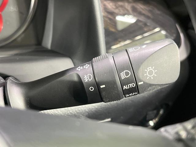 アルファード ２．５Ｓ　タイプゴールドＩＩ　禁煙車　サンルーフ　モデリスタエアロ　９型ナビ　バックカメラ　両側電動ドア　電動リアゲート　セーフティセンス　レーダークルーズ　レーンアシスト　オートマチックハイビーム　クリアランスソナー　ＥＴＣ（51枚目）