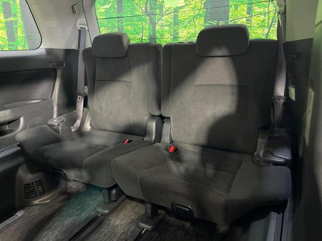 ヴェルファイア ２．４Ｚ　プラチナムセレクション　禁煙車　純正ナビ　バックカメラ　両側電動ドア　電動リアゲート　デジタルインナーミラー　クリアランスソナー　ＨＩＤヘッド　オートライト　純正１８インチＡＷ　オットマン　プライバシーガラス　ＥＴＣ（30枚目）