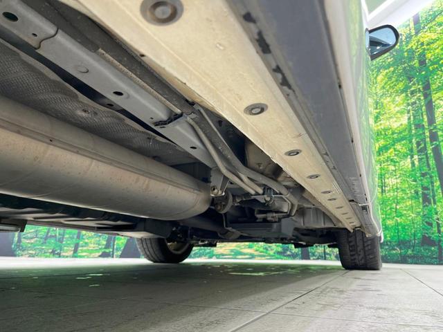 ヴェルファイア ２．４Ｚ　プラチナムセレクション　禁煙車　純正ナビ　バックカメラ　両側電動ドア　電動リアゲート　デジタルインナーミラー　クリアランスソナー　ＨＩＤヘッド　オートライト　純正１８インチＡＷ　オットマン　プライバシーガラス　ＥＴＣ（36枚目）