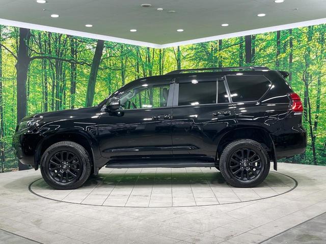 ランドクルーザープラド ＴＸ　Ｌパッケージ　マットブラックエディション　禁煙車　９型ナビ　全周囲カメラ　フルセグ　黒革シート　シートベンチレーション　パワーシート　セーフティセンス　レーダークルーズ　レーンアシスト　オートマチックハイビーム　クリアランスソナー　ＥＴＣ（25枚目）