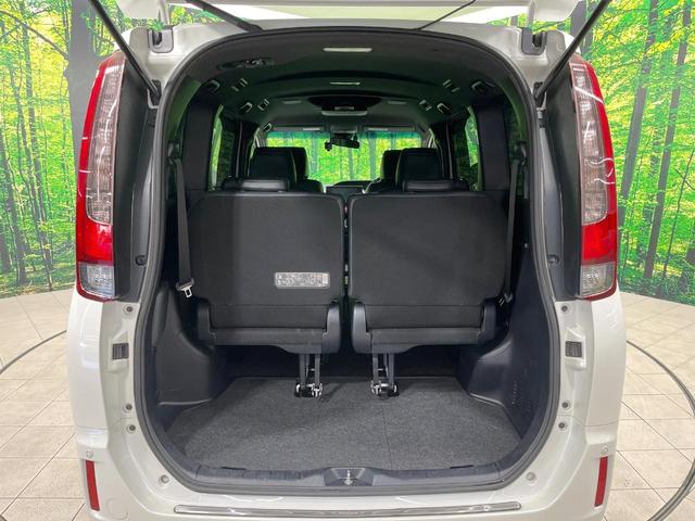 エスクァイア ハイブリッドＧｉ　ブラックテーラード　禁煙車　後席モニター　純正９型ナビ　両側電動ドア　シートヒーター　衝突被害軽減　コーナーセンサー　ＬＥＤヘッド　ＥＴＣ　クルコン　純正１５インチアルミ　オートハイビーム　スマートキー（38枚目）