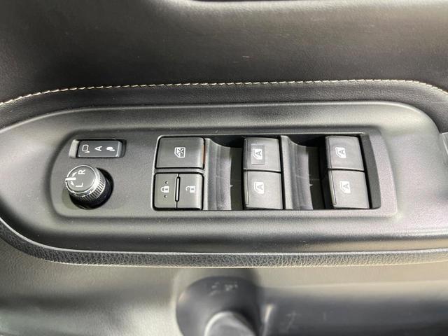 エスクァイア ハイブリッドＧｉ　ブラックテーラード　禁煙車　後席モニター　純正９型ナビ　両側電動ドア　シートヒーター　衝突被害軽減　コーナーセンサー　ＬＥＤヘッド　ＥＴＣ　クルコン　純正１５インチアルミ　オートハイビーム　スマートキー（44枚目）