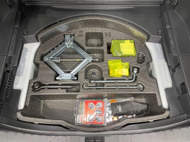 ＲＡＶ４ Ｇ　Ｚパッケージ　禁煙車　ＴＲＤフルエアロ　純正１０型ナビ　全周囲カメラ　デジタルインナーミラー　電動リアゲート　レーダークルーズ　ブラインドスポットモニター　前席シートエアコン　パワーシート　ＨＤＭＩ　純正１９ＡＷ（35枚目）