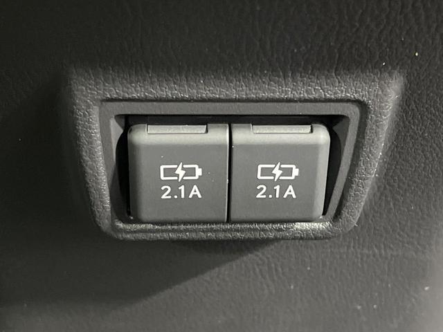 ＵＸ ＵＸ２５０ｈ　Ｆスポーツ　禁煙車　サンルーフ　純正１０型ナビ　フルセグ　バックカメラ　ブラインドスポットモニター　セーフティセンス　クリアランスソナー　赤革シート　パワーシート　シートヒーター　電動リアゲート　ＥＴＣ（27枚目）