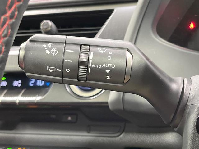 ＵＸ ＵＸ２５０ｈ　Ｆスポーツ　禁煙車　サンルーフ　純正１０型ナビ　フルセグ　バックカメラ　ブラインドスポットモニター　セーフティセンス　クリアランスソナー　赤革シート　パワーシート　シートヒーター　電動リアゲート　ＥＴＣ（47枚目）