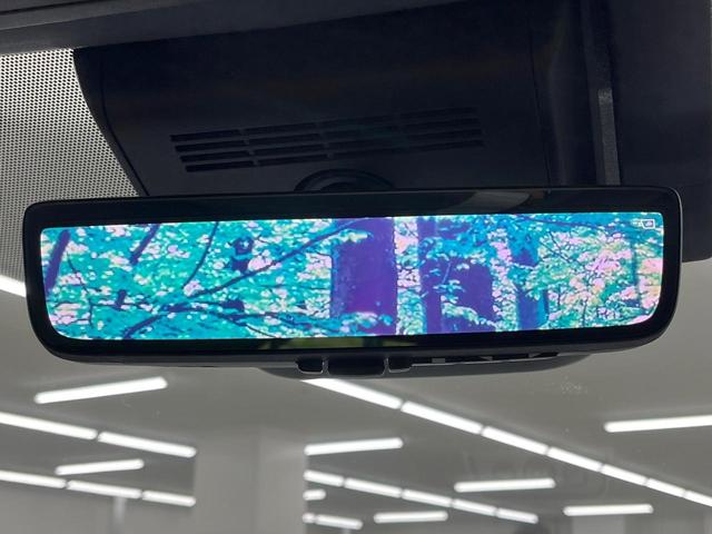 ヴェルファイアハイブリッド Ｚ　プレミア　登録済未使用車　ガラスルーフ　純正１４型ナビ　全周囲カメラ　フルセグ　チームメイト　ブラインドスポットモニター　デジタルインナーミラー　ユニバーサルステップ　１００Ｖ電源　電動リアゲート　ＥＴＣ（9枚目）