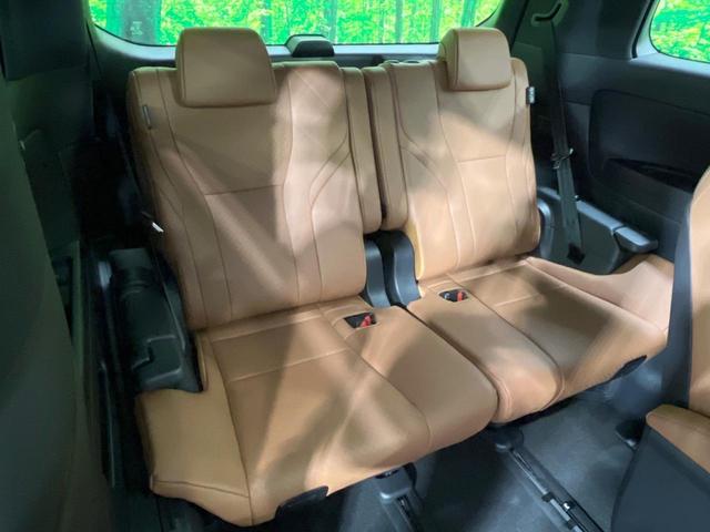 ヴェルファイアハイブリッド Ｚ　プレミア　登録済未使用車　ガラスルーフ　純正１４型ナビ　全周囲カメラ　フルセグ　チームメイト　ブラインドスポットモニター　デジタルインナーミラー　ユニバーサルステップ　１００Ｖ電源　電動リアゲート　ＥＴＣ（12枚目）