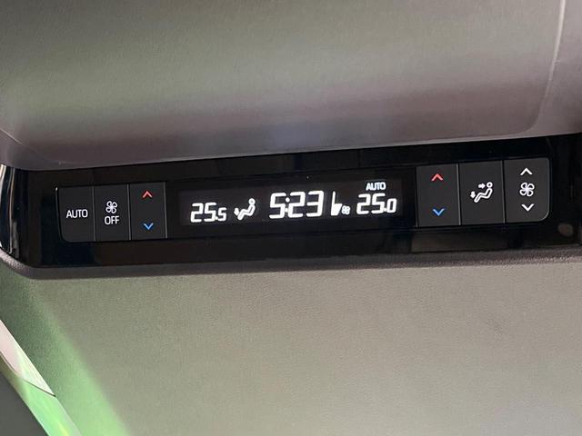 ヴェルファイアハイブリッド Ｚ　プレミア　登録済未使用車　ガラスルーフ　純正１４型ナビ　全周囲カメラ　フルセグ　チームメイト　ブラインドスポットモニター　デジタルインナーミラー　ユニバーサルステップ　１００Ｖ電源　電動リアゲート　ＥＴＣ（67枚目）