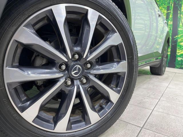 �y�����P�W�C���`�A���~�z�C�[���z�O�ςɃ}�b�`���������A���~�z�C�[���𑕒����Ă���܂��B�e��ЊO�A���~�z�C�[����A�X�^�b�h���X�^�C�����戵�����Ă���܂��B���񂲑��k����������