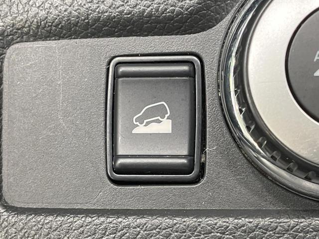 エクストレイル ２０Ｘ　エクストリーマーＸ　禁煙車　純正ＳＤナビ　全周囲カメラ　フルセグ　プロパイロット　デジタルインナーミラー　電動リアゲート　コーナーセンサー　ＬＥＤヘッド　ルーフレール　ＥＴＣ　純正１８インチアルミ　オートハイビーム（42枚目）