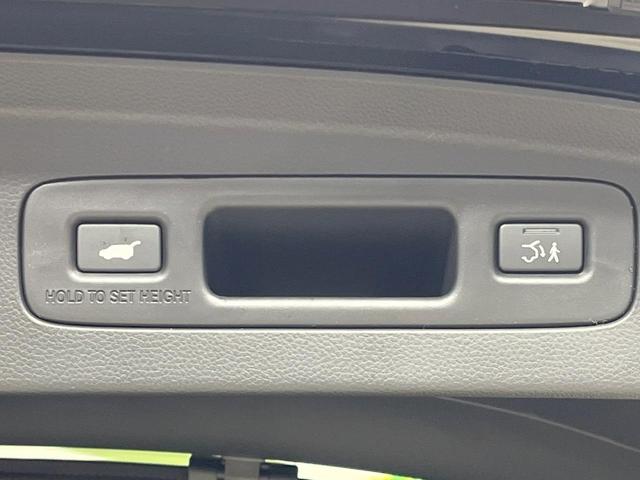 ヴェゼル e:HEV RS 登録済未使用車 プレミアムオーディオ 純正9型ナビ 全周囲カメラ レーダークルーズ 電動リアゲート ブラインドスポット ハーフレザーシート コーナーセンサー LEDヘッド ETC2.0 純正AW(7枚目)