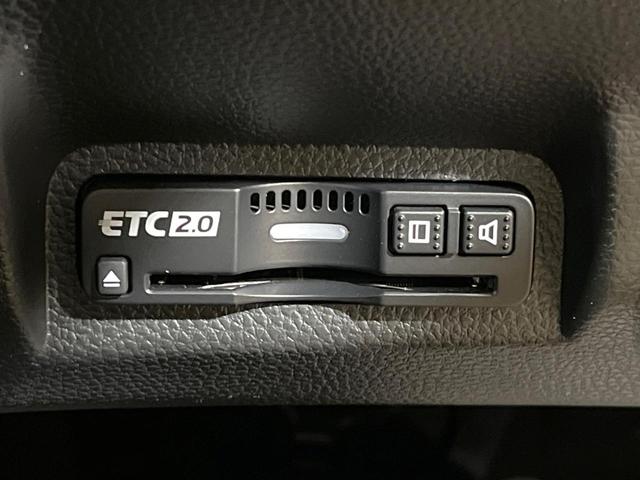 ヴェゼル e:HEV RS 登録済未使用車 プレミアムオーディオ 純正9型ナビ 全周囲カメラ レーダークルーズ 電動リアゲート ブラインドスポット ハーフレザーシート コーナーセンサー LEDヘッド ETC2.0 純正AW(41枚目)