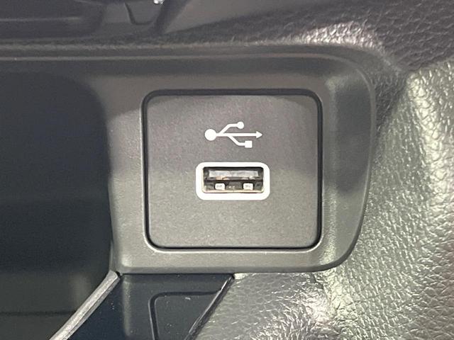 ヴェゼル e:HEV RS 登録済未使用車 プレミアムオーディオ 純正9型ナビ 全周囲カメラ レーダークルーズ 電動リアゲート ブラインドスポット ハーフレザーシート コーナーセンサー LEDヘッド ETC2.0 純正AW(42枚目)