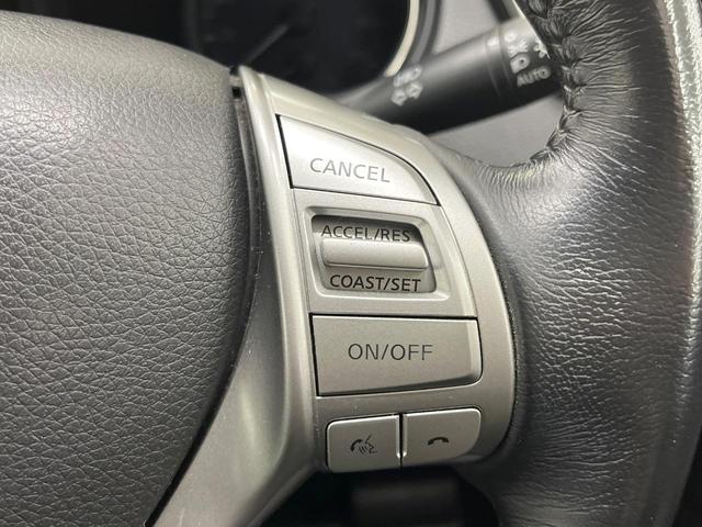 �y�N���[�Y�R���g���[���z�������H�����N���N���s�B�A�N�Z���𗣂��Ă���葬�x�ő��s���ł��A�������^�]���̕��S���y���I�����E�������ȒP�ȃX�C�b�`����Œ����ł��܂��B